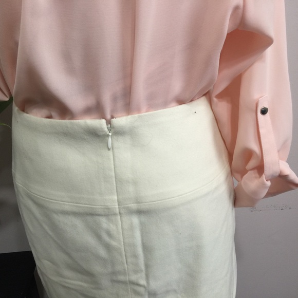 Banana Republic wool skirt - Picture 3 of 6